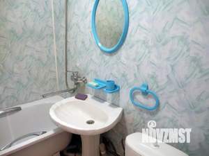 1-к квартира, посуточно, 32м2, 3/5 этаж