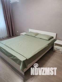 1-к квартира, посуточно, 38м2, 3/10 этаж