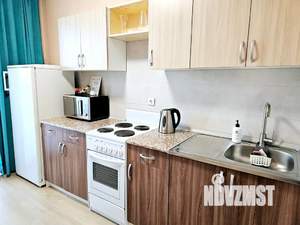 1-к квартира, посуточно, 45м2, 2/19 этаж