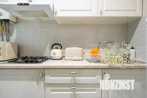 Студия квартира, посуточно, 35м2, 3/5 этаж