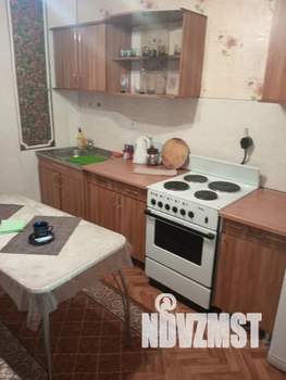 1-к квартира, посуточно, 35м2, 2/10 этаж
