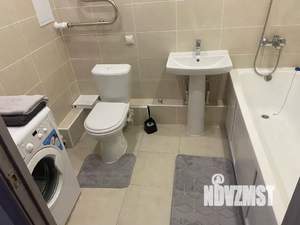 1-к квартира, посуточно, 38м2, 2/16 этаж