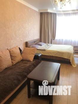 1-к квартира, посуточно, 42м2, 3/10 этаж