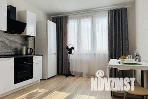 1-к квартира, посуточно, 56м2, 14/22 этаж