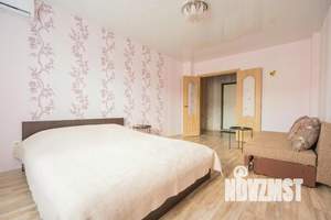 1-к квартира, посуточно, 43м2, 1/1 этаж