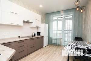 1-к квартира, посуточно, 46м2, 3/18 этаж