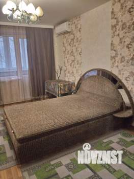 1-к квартира, посуточно, 40м2, 4/9 этаж