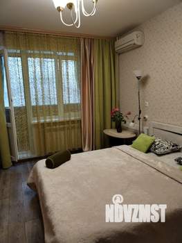 1-к квартира, посуточно, 40м2, 4/10 этаж
