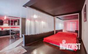 Студия квартира, посуточно, 42м2, 2/5 этаж