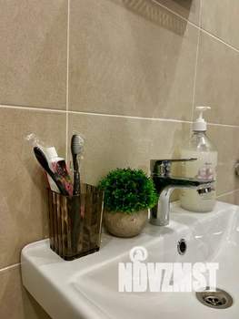 1-к квартира, посуточно, 42м2, 15/21 этаж