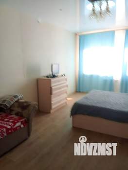 1-к квартира, посуточно, 46м2, 7/15 этаж
