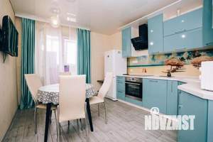 3-к квартира, посуточно, 100м2, 1/1 этаж