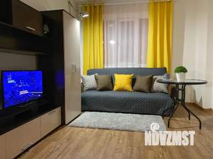 1-к квартира, посуточно, 37м2, 4/20 этаж