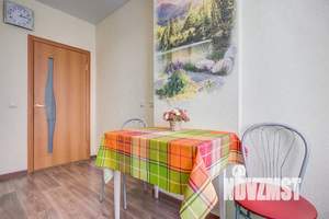 1-к квартира, посуточно, 40м2, 9/16 этаж