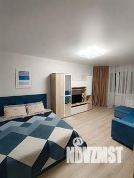 1-к квартира, посуточно, 39м2, 8/17 этаж