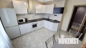 2-к квартира, посуточно, 65м2, 21/25 этаж