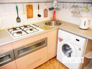 2-к квартира, посуточно, 50м2, 1/1 этаж