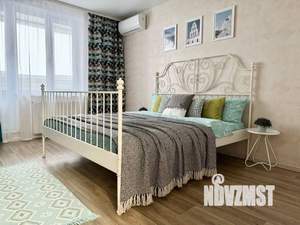 1-к квартира, посуточно, 40м2, 1/1 этаж