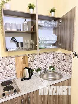 Студия квартира, посуточно, 45м2, 2/5 этаж