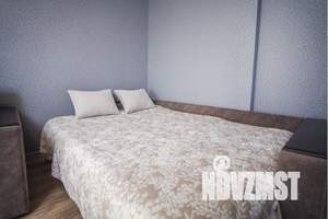 1-к квартира, посуточно, 37м2, 7/20 этаж