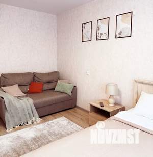 1-к квартира, посуточно, 38м2, 5/17 этаж