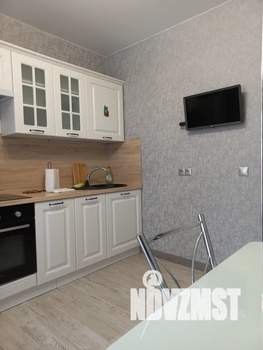 1-к квартира, посуточно, 50м2, 5/25 этаж