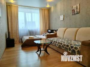 1-к квартира, посуточно, 38м2, 1/1 этаж