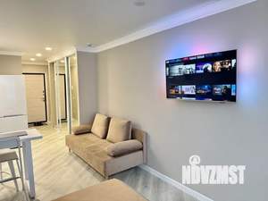 Студия квартира, посуточно, 35м2, 10/17 этаж