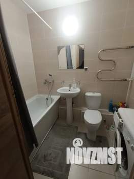 1-к квартира, посуточно, 41м2, 8/17 этаж