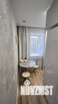 2-к квартира, посуточно, 55м2, 1/1 этаж