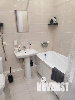 1-к квартира, посуточно, 38м2, 10/10 этаж