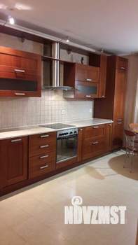 4-к квартира, на длительный срок, 135м2, 3/12 этаж