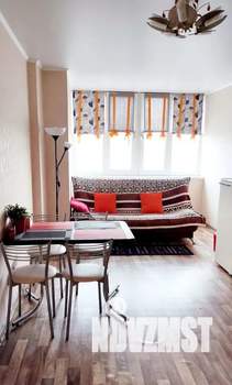 1-к квартира, посуточно, 52м2, 10/25 этаж