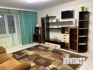 3-к квартира, посуточно, 94м2, 2/9 этаж