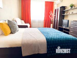 1-к квартира, посуточно, 43м2, 1/1 этаж