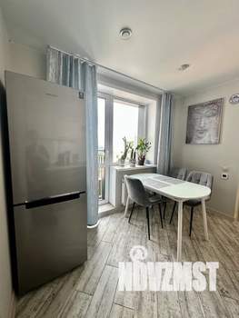 1-к квартира, посуточно, 40м2, 21/27 этаж