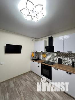 1-к квартира, посуточно, 39м2, 11/13 этаж