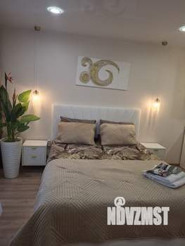 Студия квартира, посуточно, 35м2, 12/18 этаж