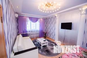 1-к квартира, посуточно, 43м2, 8/15 этаж