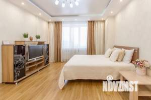 1-к квартира, посуточно, 55м2, 7/25 этаж
