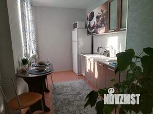 1-к квартира, посуточно, 40м2, 21/25 этаж