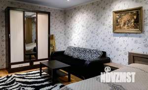 1-к квартира, посуточно, 42м2, 1/1 этаж