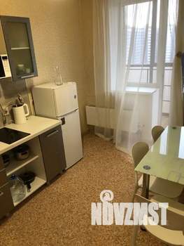 1-к квартира, посуточно, 35м2, 12/17 этаж