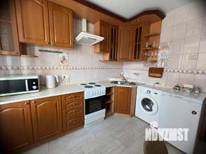 1-к квартира, посуточно, 40м2, 3/10 этаж