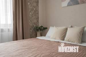 1-к квартира, посуточно, 40м2, 5/25 этаж