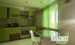 1-к квартира, посуточно, 48м2, 1/1 этаж