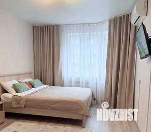 1-к квартира, посуточно, 38м2, 5/17 этаж