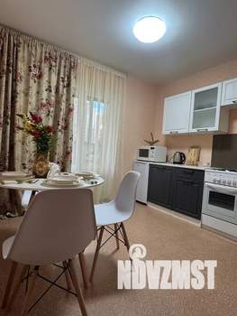 1-к квартира, посуточно, 42м2, 2/16 этаж