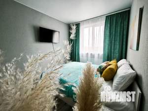 1-к квартира, посуточно, 38м2, 12/17 этаж