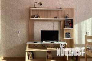 1-к квартира, посуточно, 38м2, 8/18 этаж